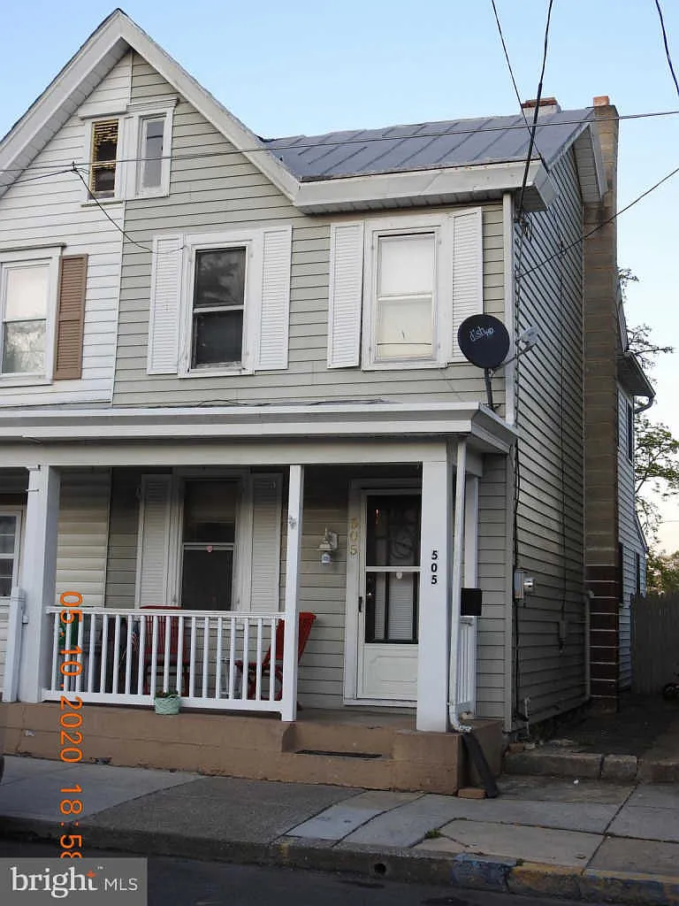505 N Pitt St photo 1
