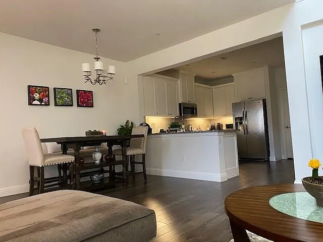 2 bed, 2.5 bath, 1541 sqft, $2,250 — Photo 3