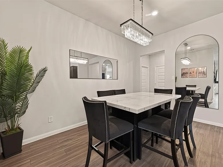 3013 Chestnut Ln — Photo 3