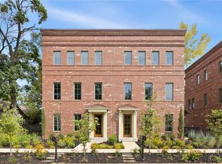 308 NW 5th St, Bentonville, AR 72712