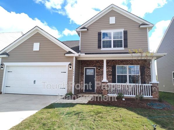 1404 Secrest Commons Dr