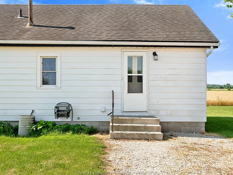 9700 Walker Rd — Photo 8