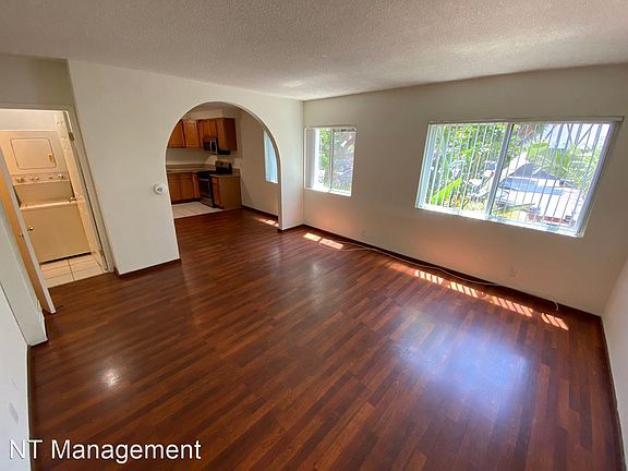 2nd image of 12727 Matteson Ave APT 1