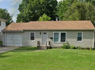 411 W North St, Warrensburg, MO 64093