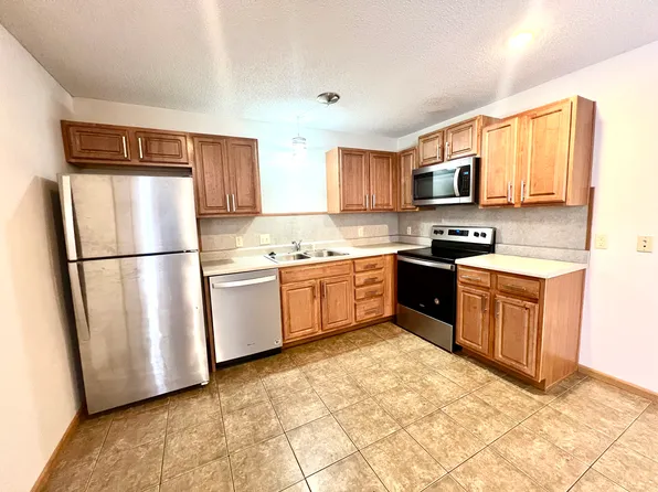 404 S Main St APT A9, Warrensburg, MO 64093