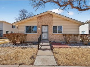 9005 E Lehigh Ave APT 17, Denver, CO 80237