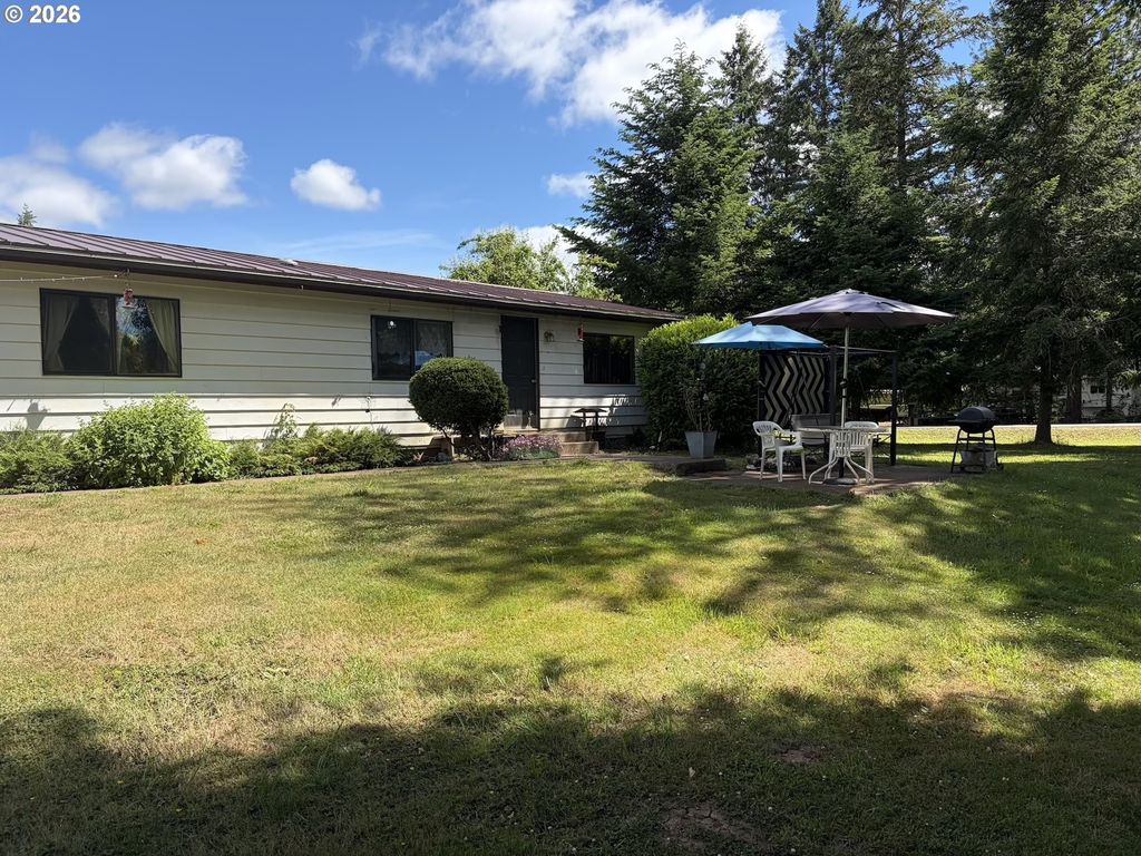 72789 Shoestring Rd, Cottage Grove, OR - View 2