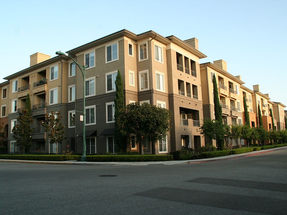 Stadium Lofts