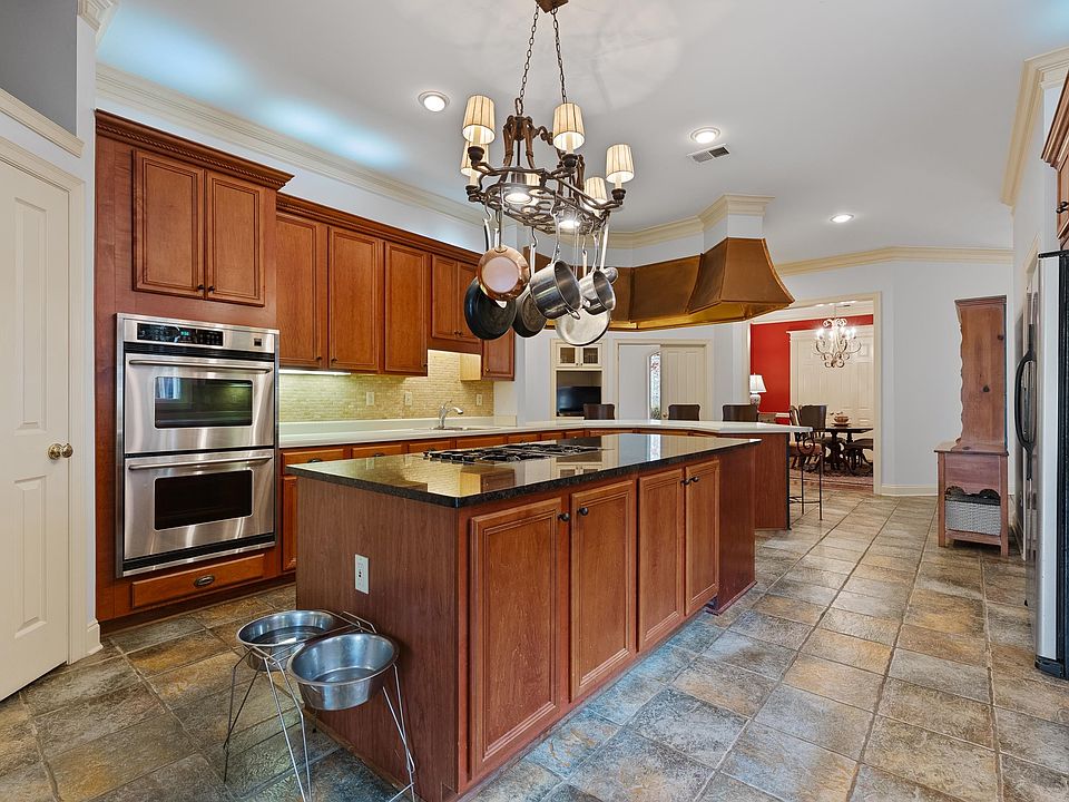 28th image of 3490 Yager Dr