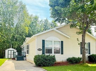 504 Chesapeake Ct, Traverse City, MI 49686