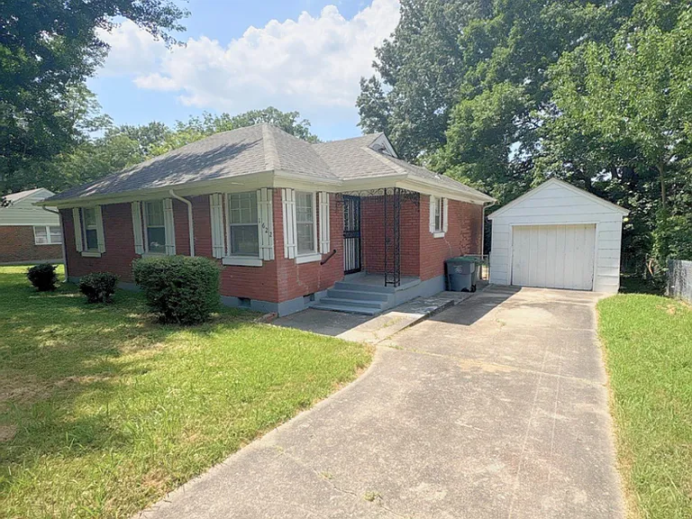 1622 Alta Vista Ave — Photo 2
