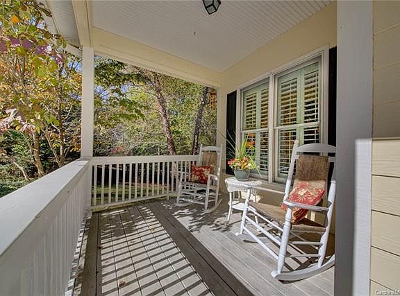2nd image of 35 Cyprus Creek Ln