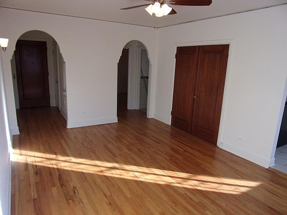 2nd image of 1050 N Pearl St APT 201