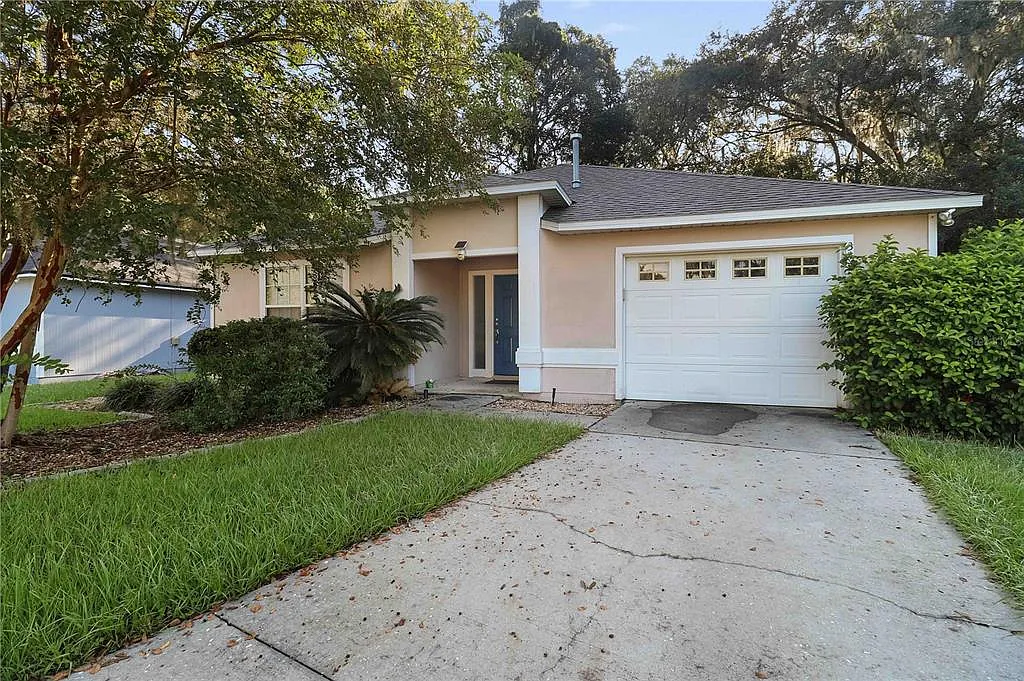 2 bed, 2.0 bath, 1154 sqft, $2,200 — Photo 2