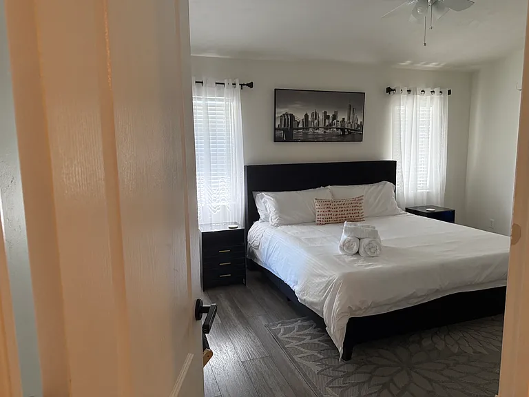 3002 SW 1st Ave — Photo 28