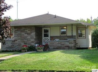 606 4th St, Nashwauk, MN 55769