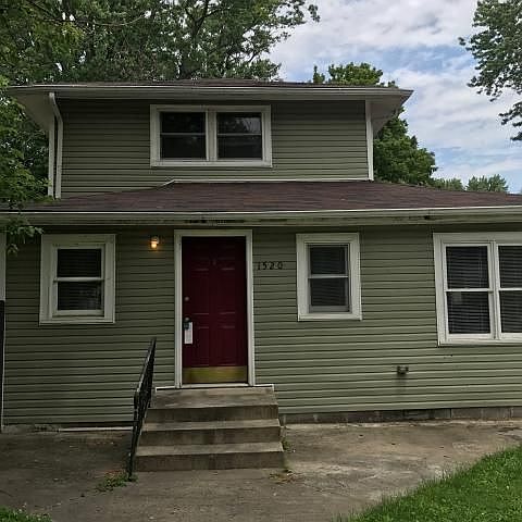 1st image of 1520 E 72nd St