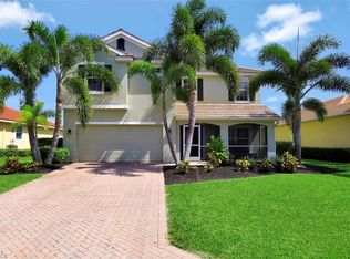 2483 Blackburn Cir, Cape Coral, FL 33991