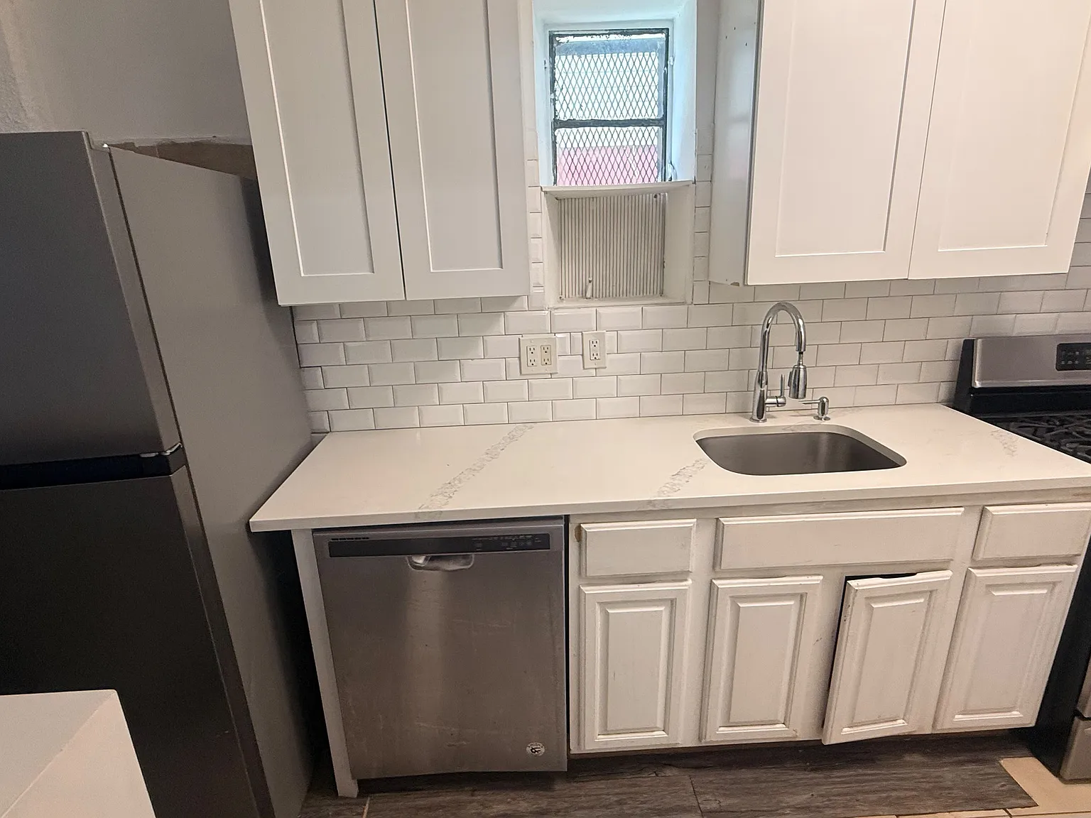 176 Summit Avenue — Photo 1