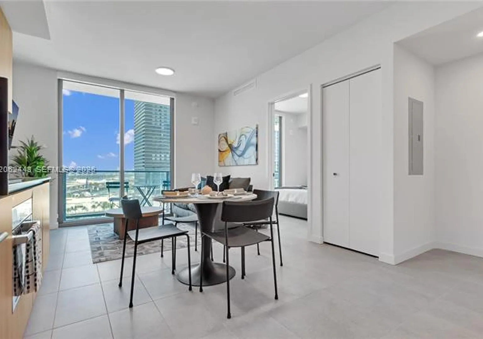121 NE 5th St cu-2013, Miami, FL 33132 — Photo 3