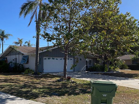 3rd image of 3845 Allenwood St