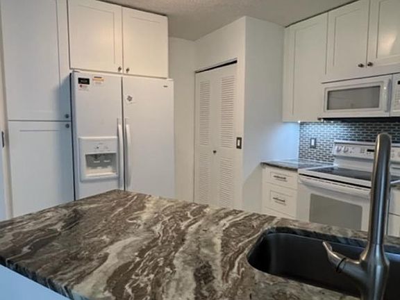 5th image of 7519 S Oriole Boulevard #101