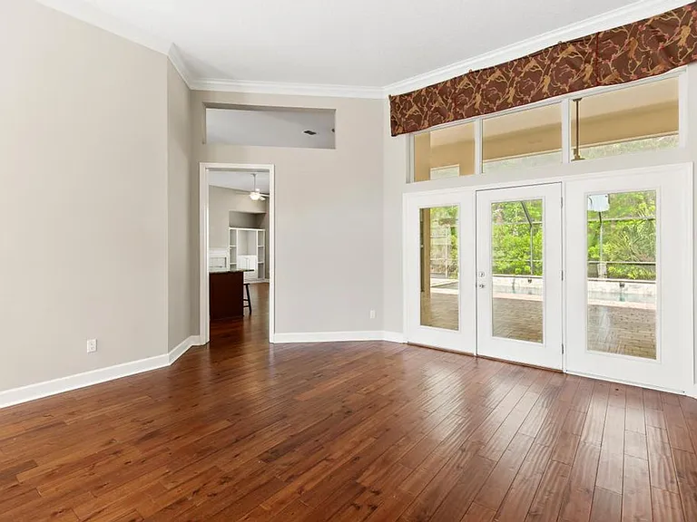 337 S Mill View Way — Photo 7