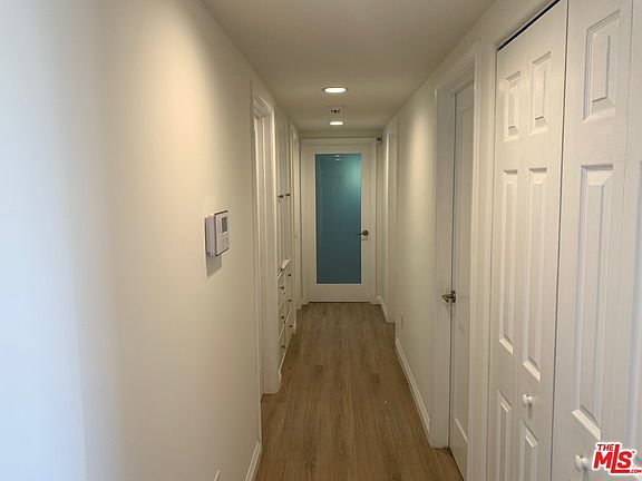 4th image of 6005 S La Cienega Blvd