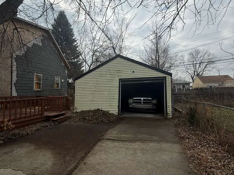20852 Ridgemont Rd — Photo 12