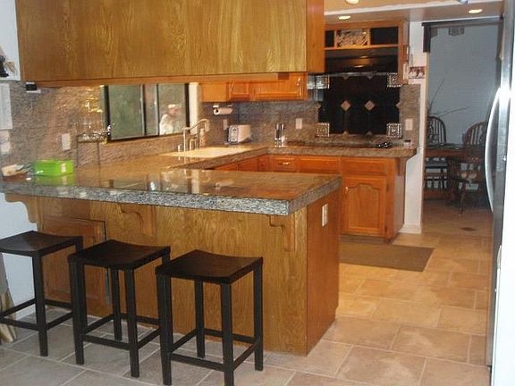 3rd image of 2575 Mayfair Ct