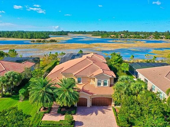 5th image of 7703 Maywood Crest Dr