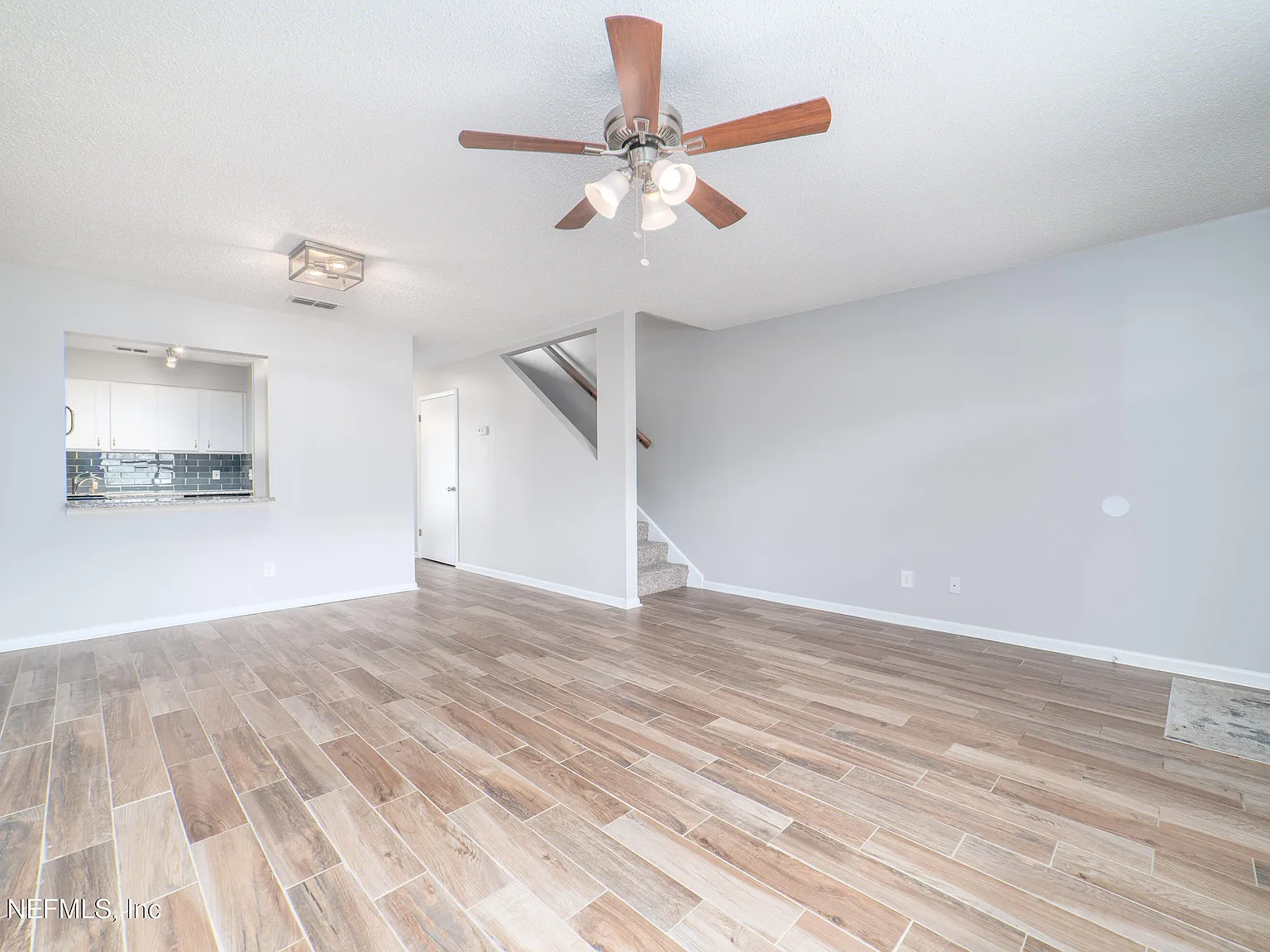 3 bed, 2.0 bath, 1280 sqft, $2,150 — Photo 4