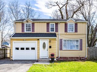 613 Augustine St, Rochester, NY 14613