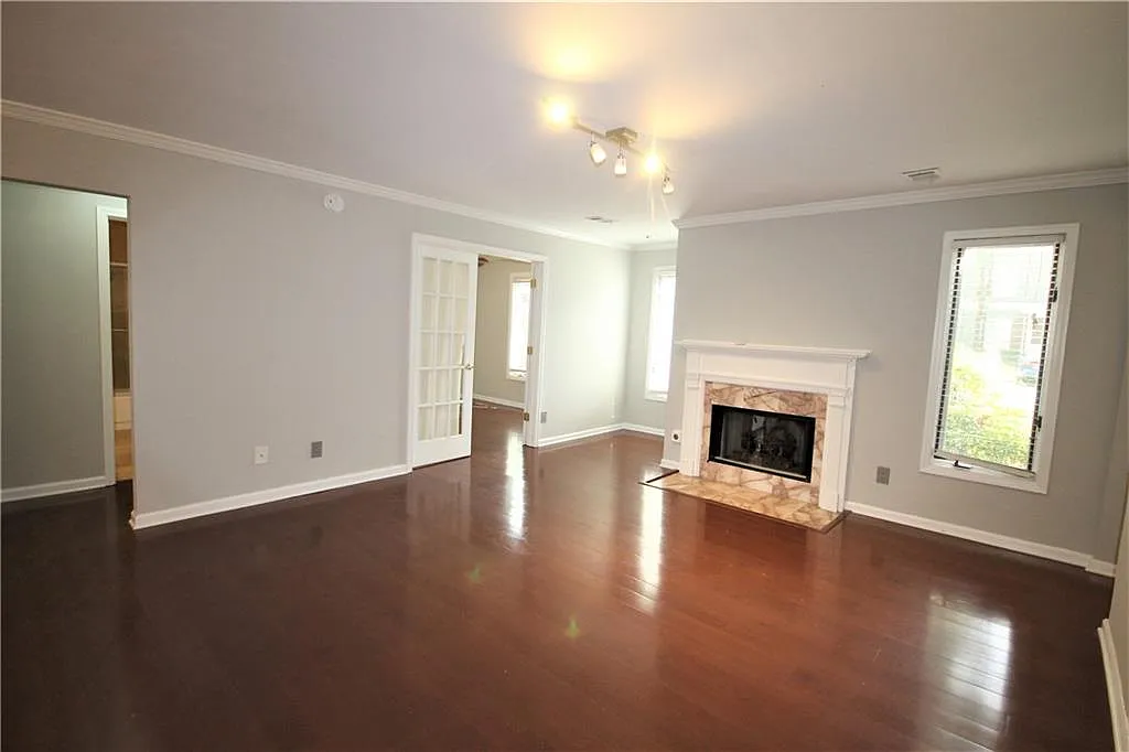Building Photo - 19 Brittany Way NE