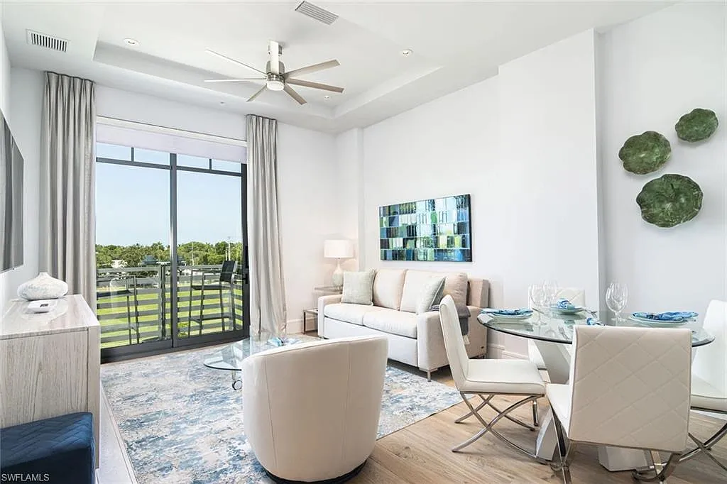 1 bed, 1.0 bath, 691 sqft, $12,600 — Photo 1