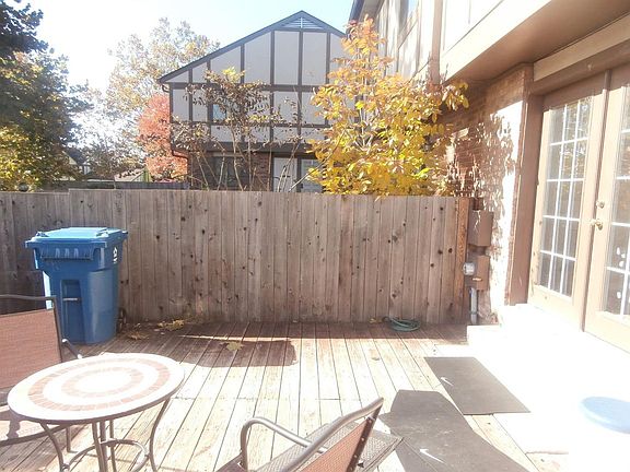 4th image of 7407 Saxony Dr #298