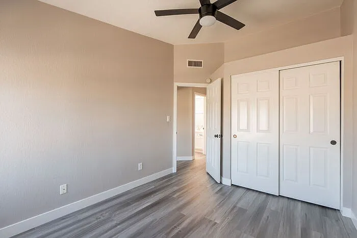 5416 E Glencove St — Photo 44