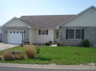 1092 Maple Ridge Ave, Maysville, KY 41056