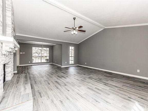 4th image of 2908 Miller Pl