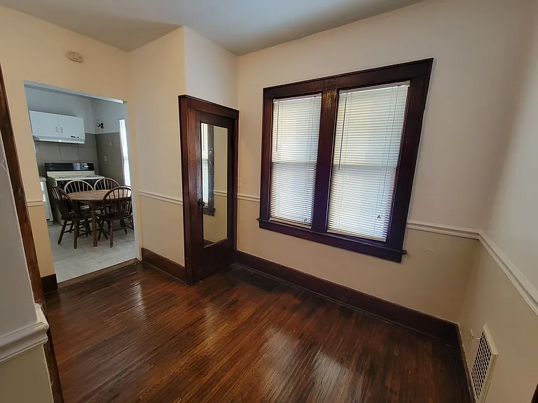 114 Roser St #1 — Photo 18