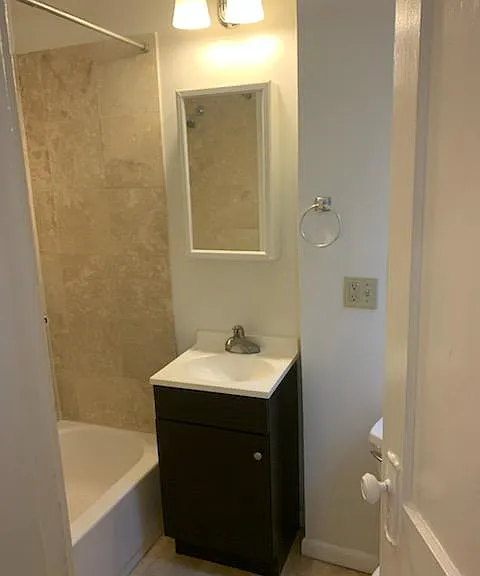 38 Hemenway St #26 — Photo 31