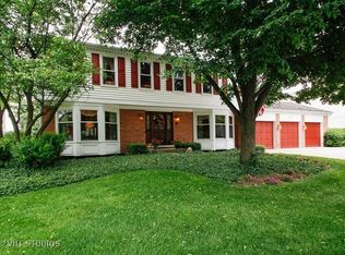 1914 Buckingham Rd, Mundelein, IL 60060