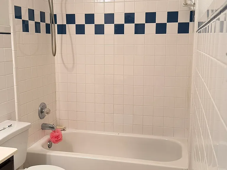 2nd bathroom