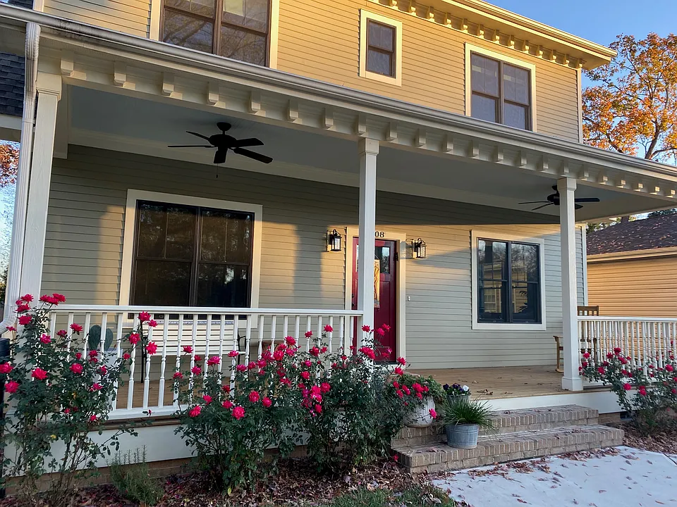 308 Enterprise St