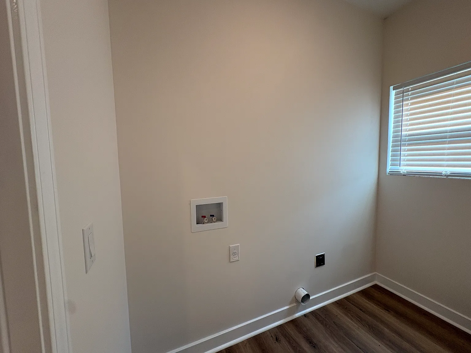 3 bed, 1400 sqft, $2,200 — Photo 3