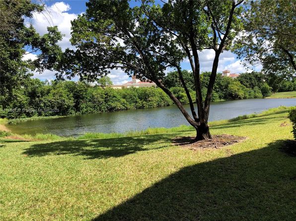 15875 SW 3rd Ct APT 101