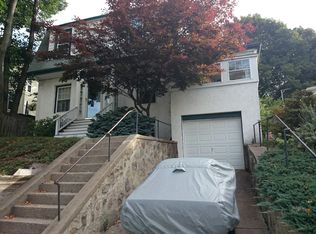 39 Redlands Rd, West Roxbury, MA 02132