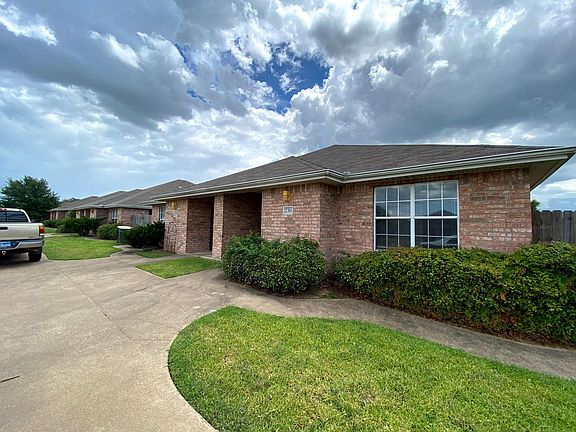 2nd image of 2316 Pronghorn Ln
