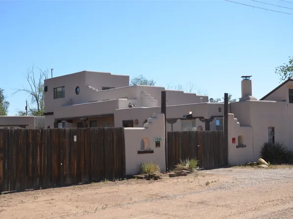 23 River St, Cerrillos, NM 87010