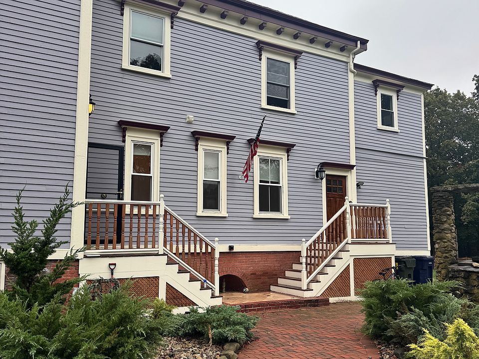 side entrance